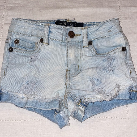 LUCKY BRAND Toddler Girls Riley Short. Size 2T. - Picture 1 of 3